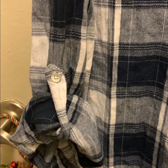 Top - Picture 5 of 6